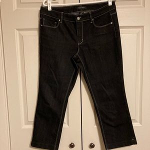 White House Black Market black denim crop jeans size 8 NWOT